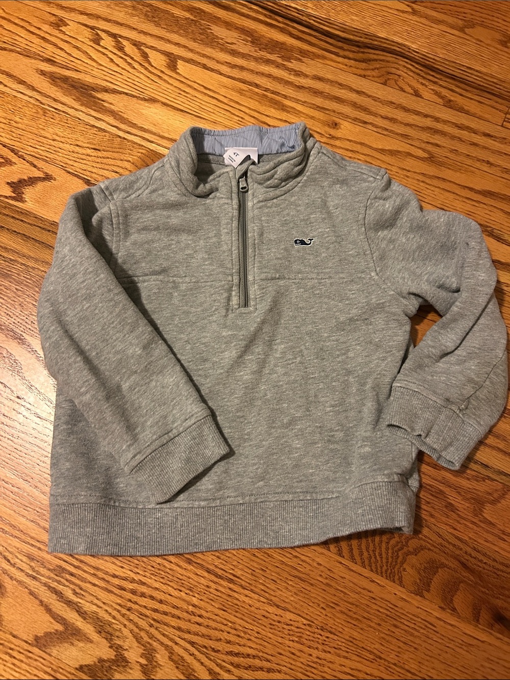 Vineyard Vines Men's Gray Quarter-Zip Pullover Sweater